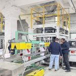 Rong unit 25kg panganan pet kanthi otomatis ngebotake bagging lan garis palletizing wiwit mlaku ing pabrik klien kita